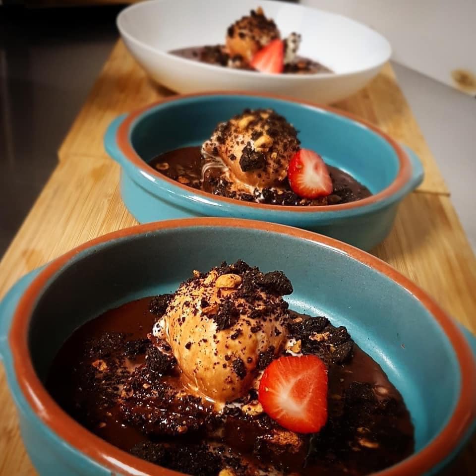 Nutella blondie at Uluru Bar & Grill